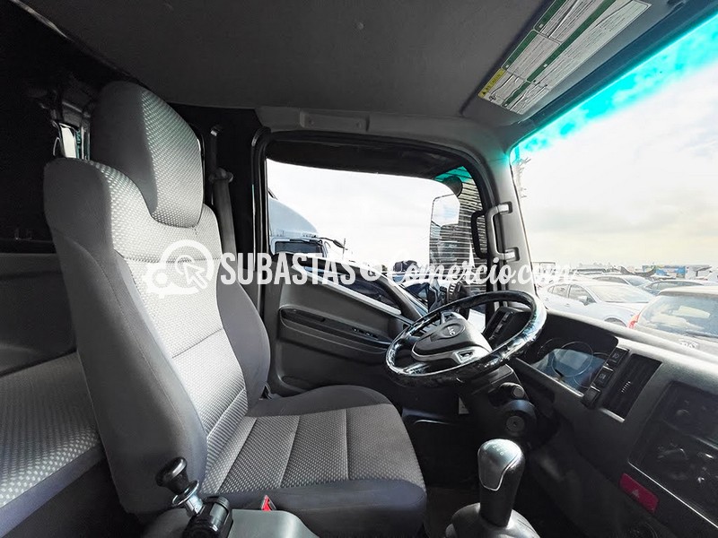 5.Interior Carro.JPG
